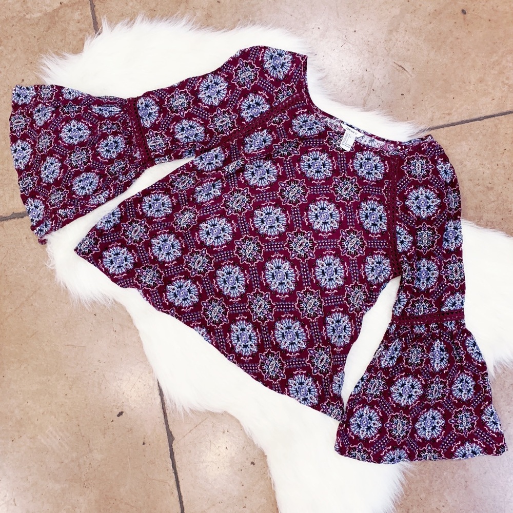 Forever 21 Printed Bell-Sleeve Top, S